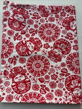 Like New Paperhouse Tea Towel With Matryoshka Nesting Dolls Pattern